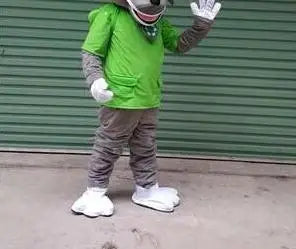 بدلة تنكرية كرتونية مع خوذة EVA |