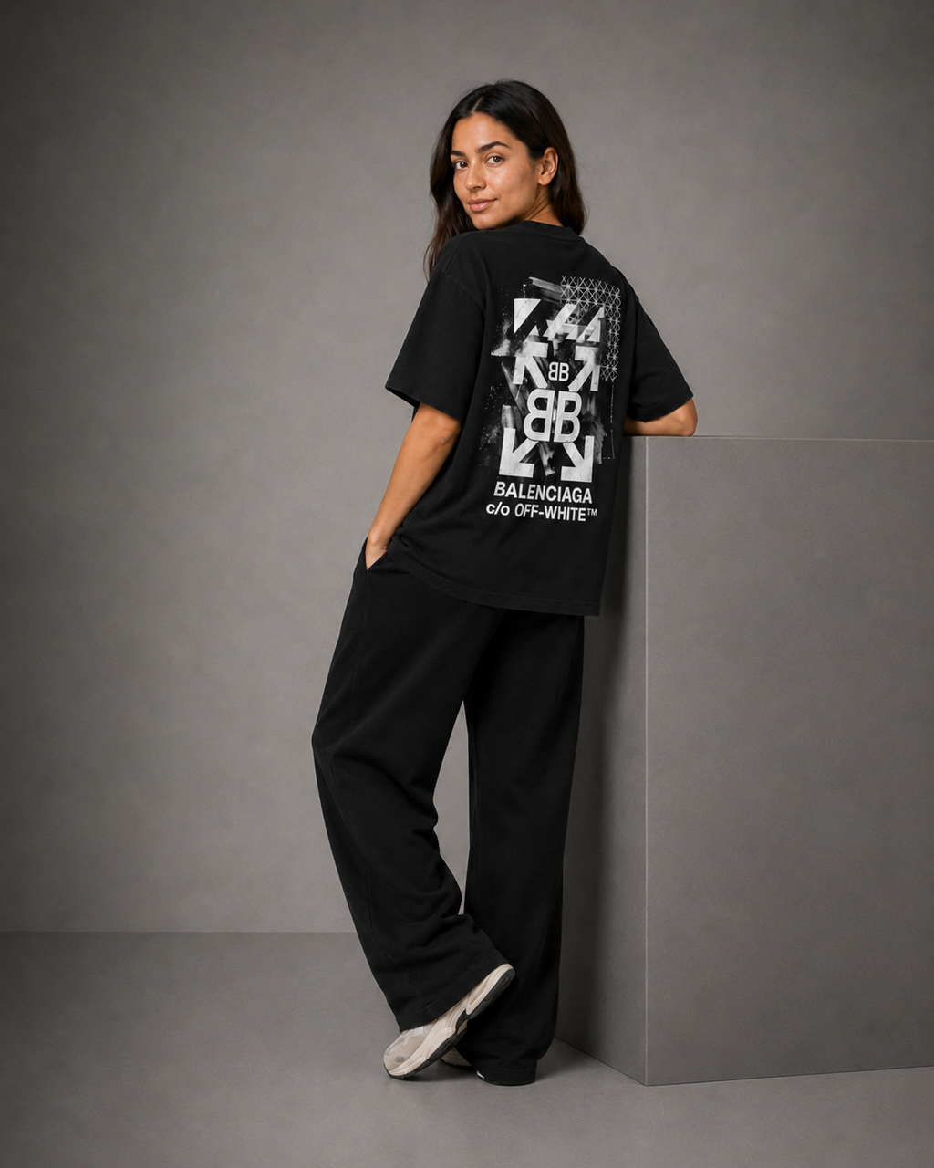 Dukkan Assima T-Shirt — Fake Combination: Balenciaga × Off-White