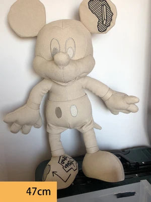 دمية ميكي ماوس الفاخرة إصدار الذكرى 90 (47 سم) – دمية قماشية فخمة | نسخة محدودة احتفالية من ديزني