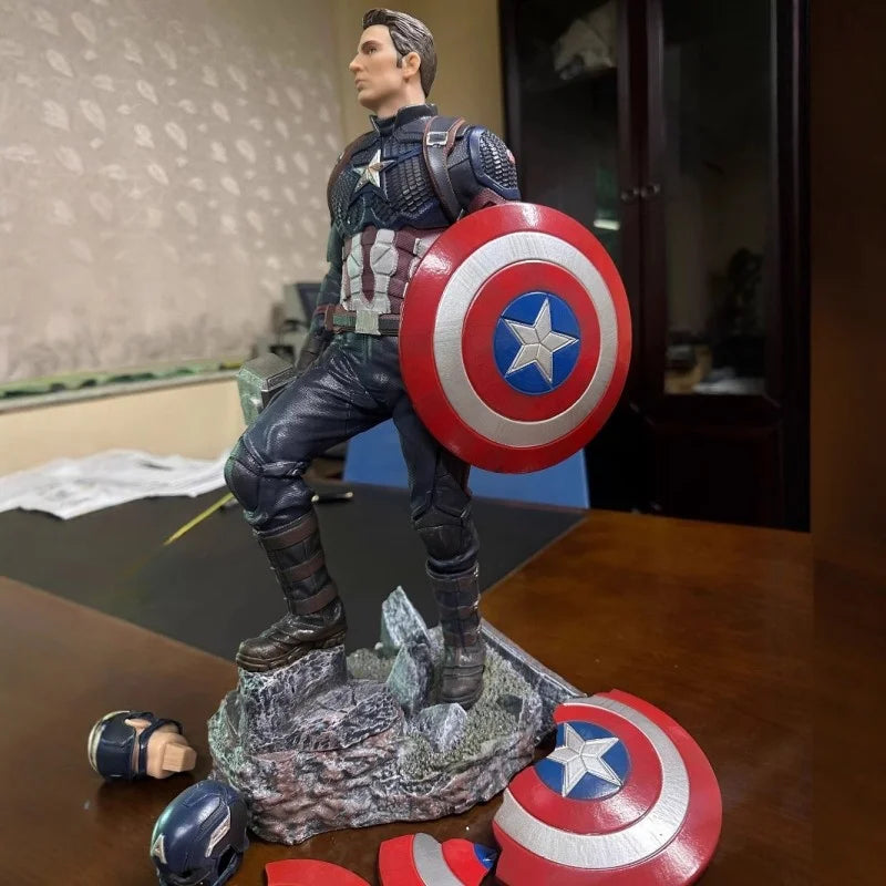 تمثال كابتن أمريكا – إصدار Avengers: Endgame | ارتفاع 40 سم | رأسين قابلين للتبديل ويدين إضافيتين