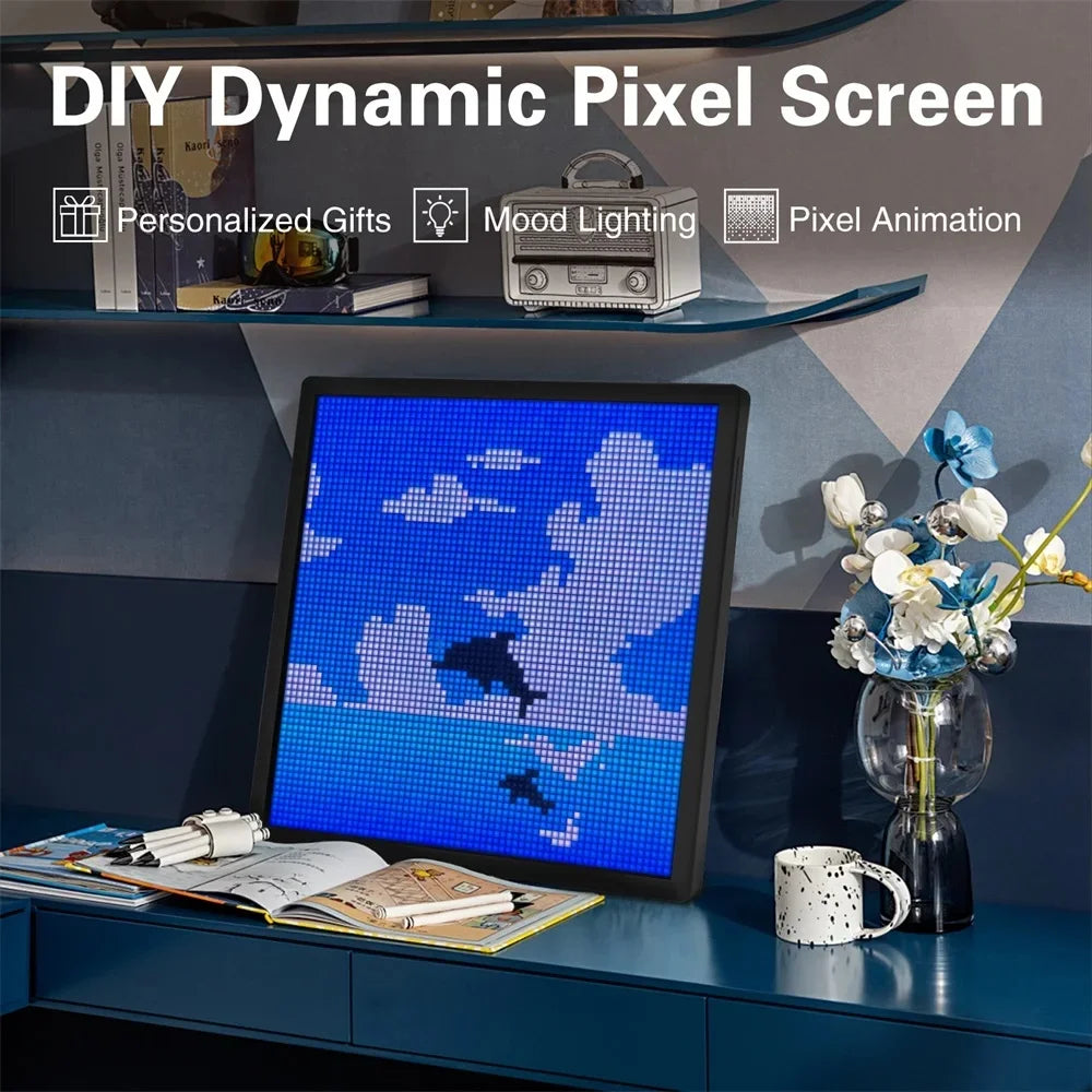شاشة عرض ذكية بإضاءة LED RGB – مصفوفة بيكسل 64×64 | تحكم عبر البلوتوث والتطبيق | ديكور فني للألعاب والأنمي