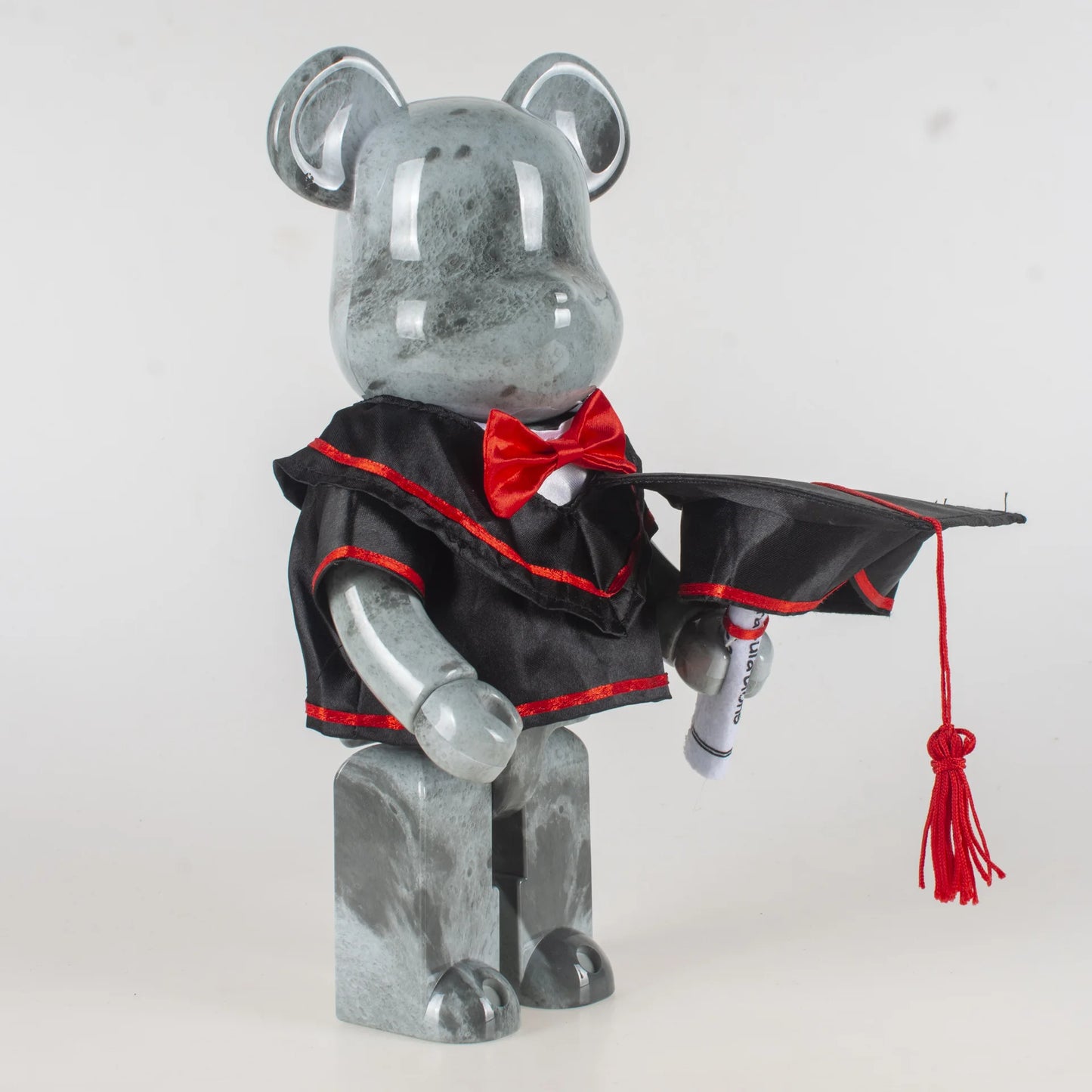 تمثال Bearbrick 400% بلباس التخرج – دمية ديكورية رائعة لهدية التخرج