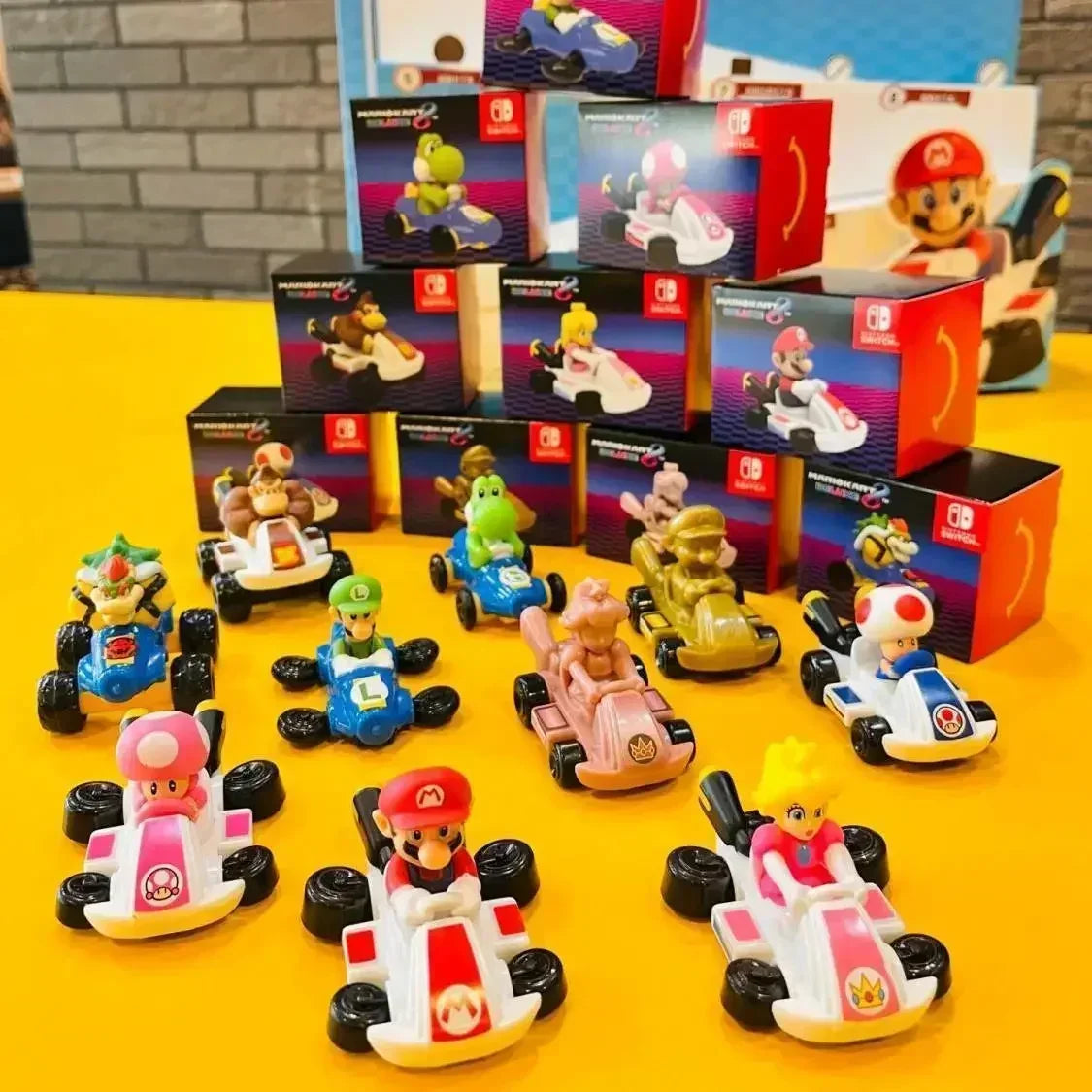 مجسم سيارة ماريو من سلسلة ماكدونالدز، لعبة هابي ميل قابلة للجمع، ديكور مكتبي أو هدية عيد الميلاد.