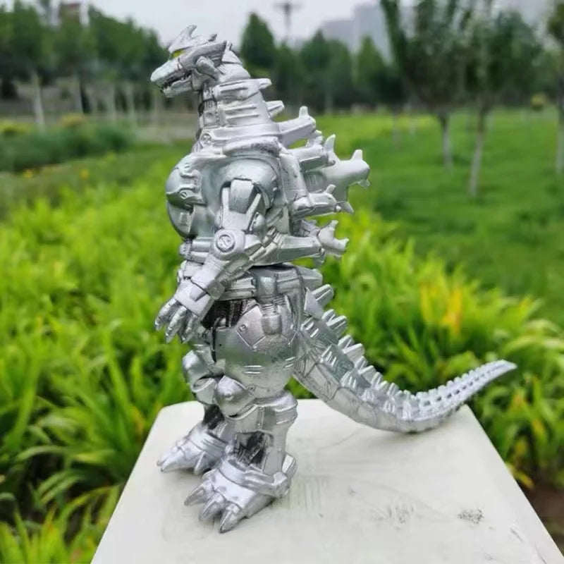 مجسم غودزيلا – إصدار "Mechanical Red Lotus / Planet Godzilla" | ارتفاع 24 سم
وحش أسطوري بتفاصيل ميكانيكية مذهلة لمحبي الأكشن والخيال العلمي