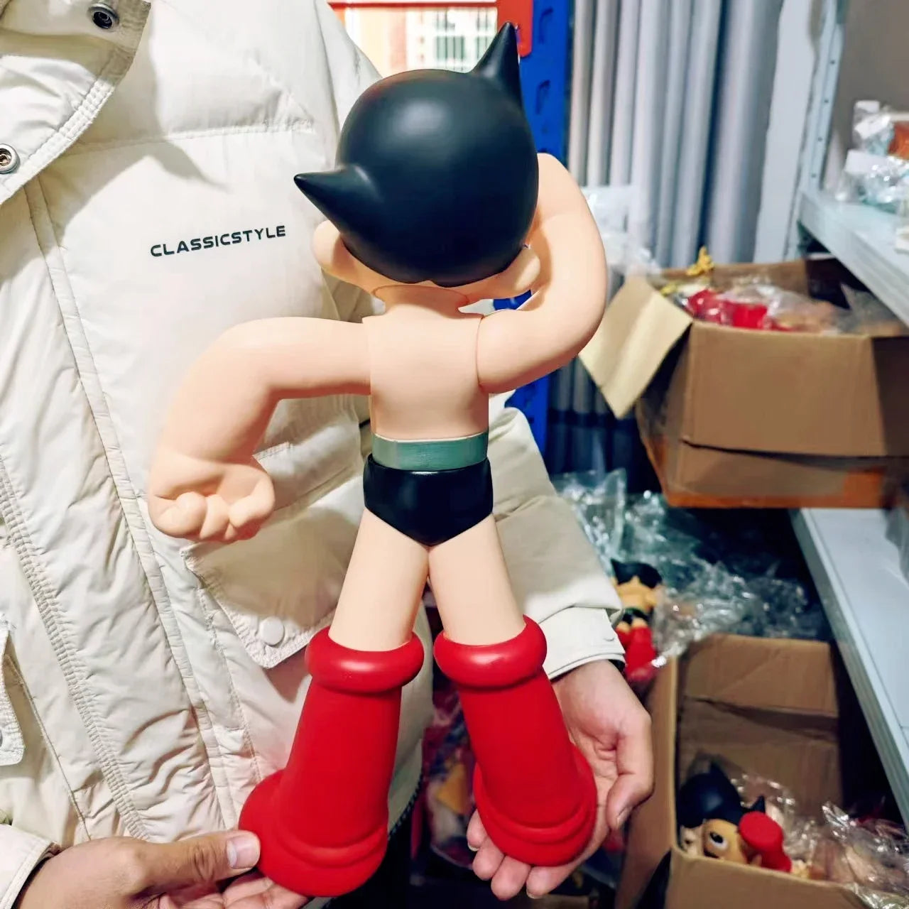 مجسم AstroBoy – بحجم كبير، مفاصل متحركة