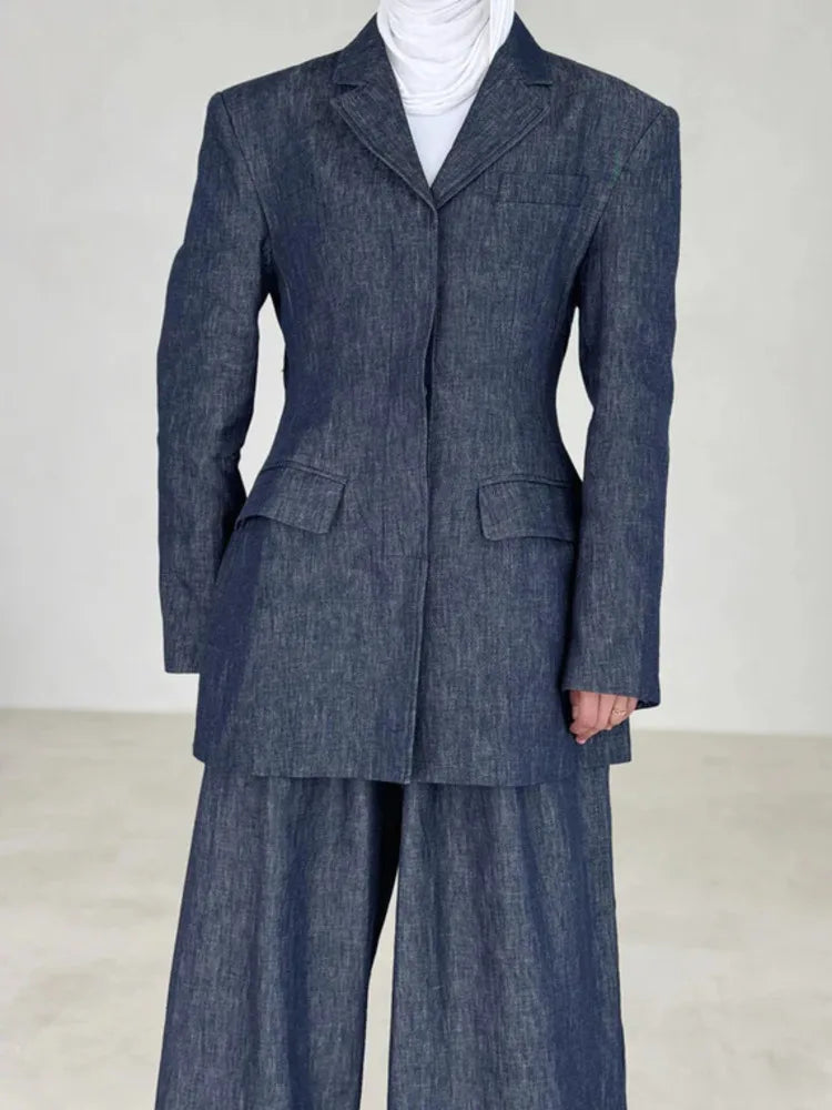 طقم نسائي صيفي بليزر وبنطلون واسع – بكتّان دينم | طقم رسمي كاجوال أنيق – ستايل مكتبي أو طلعة