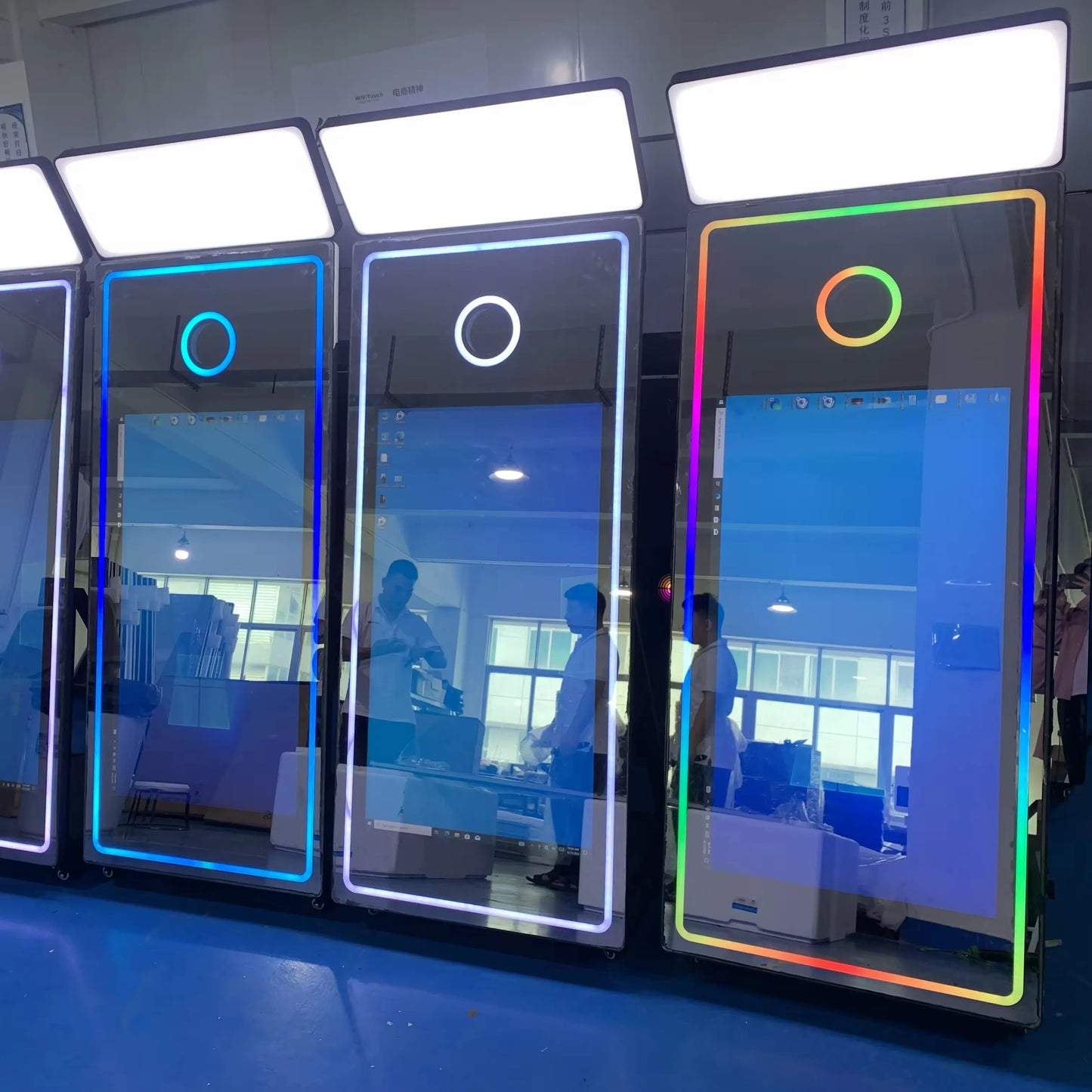 آلة فورية لتصوير السيلفي – مرآة فوتوبوث تفاعلية للحفلات مع كاميرا وطابعة وبرنامج مدمج