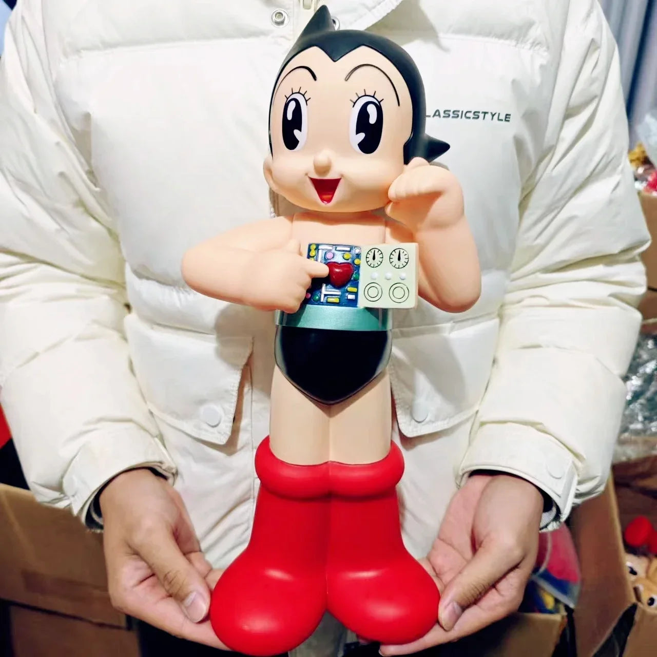 مجسم AstroBoy – بحجم كبير، مفاصل متحركة