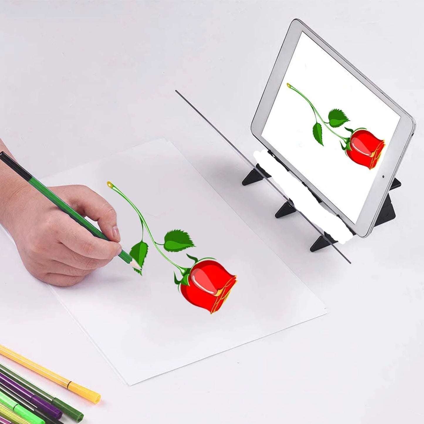 جهاز سكتش العاكس للرسم – أداة تتبع بصرية لتعليم الأطفال الرسم بدقة ومرح