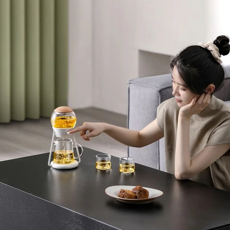 إبريق شاي كروي زجاجي عصري – تحضير شاي الكنج فو بضغط زر | تصميم كوكبي إبداعي سعة 500 مل