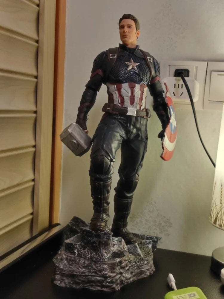 تمثال كابتن أمريكا – إصدار Avengers: Endgame | ارتفاع 40 سم | رأسين قابلين للتبديل ويدين إضافيتين