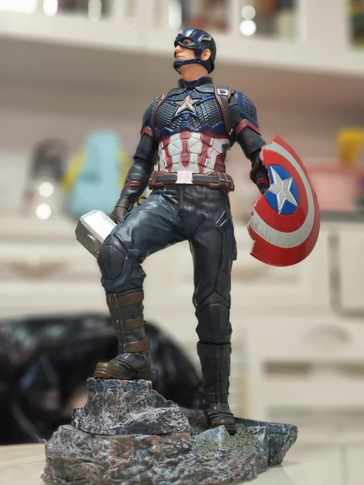 تمثال كابتن أمريكا – إصدار Avengers: Endgame | ارتفاع 40 سم | رأسين قابلين للتبديل ويدين إضافيتين