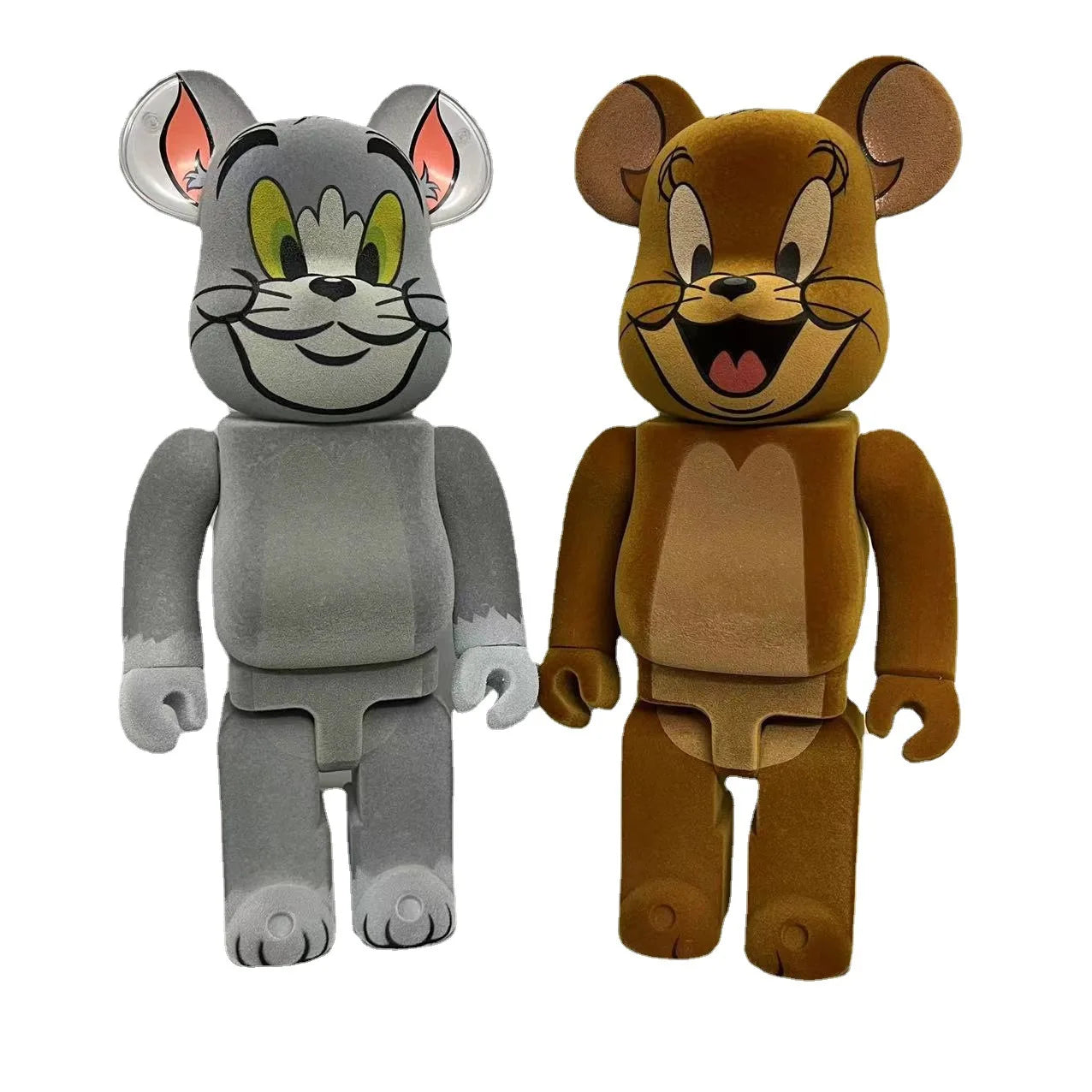 تمثال 400% BEARBRICK – تصميم "توم" و"جيزي" بأسلوب Violent Bear بارتفاع 28 سم