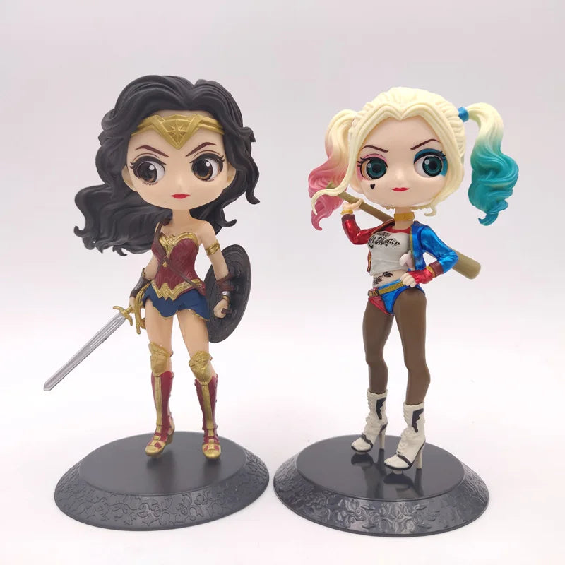 مجسمات أبطال مارفل وDC – سبايدرمان، آيرون مان، كابتن أمريكا، ثور، ووندر وومان
تماثيل كوسبلاي مصغّرة