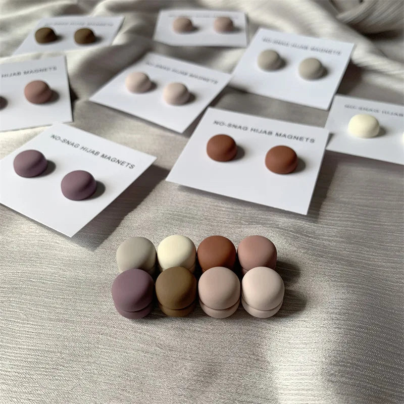 مشبك حجاب مغناطيسي معدني قوي وأنيق – بدون ثقوب | بديل آمن للدبابيس – إكسسوار أنيق للمحجبات