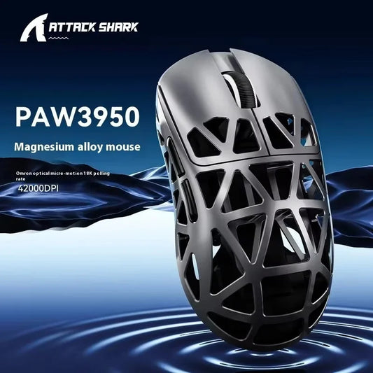 ماوس Attack Shark R2 لاسلكي – هيكل مغنيسيوم خفيف، حساس PAW3950، ثلاث أوضاع اتصال، للألعاب والمكتب