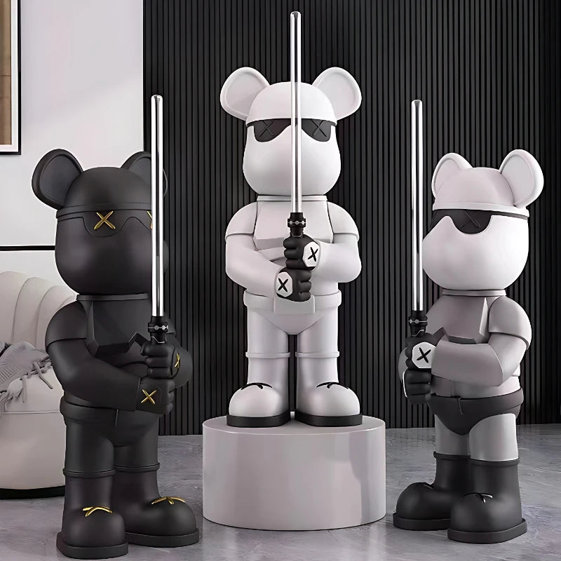 دبدوب ديكوري فاخر بحجم كبير – مع سيف مضيء، تصميم عصري وأنيق