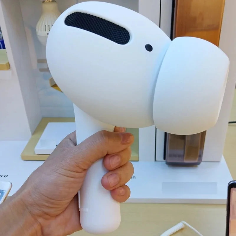 سبيكر بلوتوث بتصميم سماعة AirPods عملاقة – تشغيل بلوتوث/راديو/USB/TF | مضاد للماء، بطارية قوية – هدية كيوت وعملية
