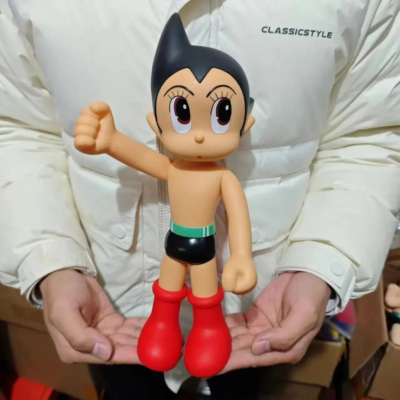 مجسم AstroBoy – بحجم كبير، مفاصل متحركة