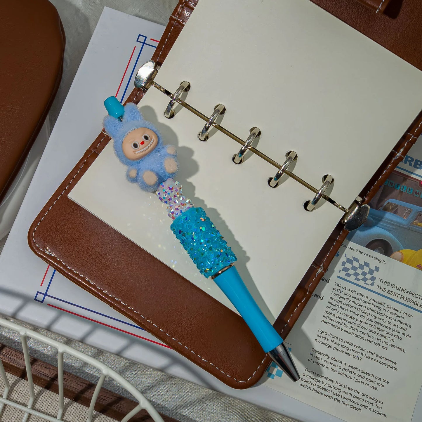 قلم لابوبو بفرو فخم وتصميم كرتوني مجسم مع سلسلة مفاتيح – للكتابة والهدايا