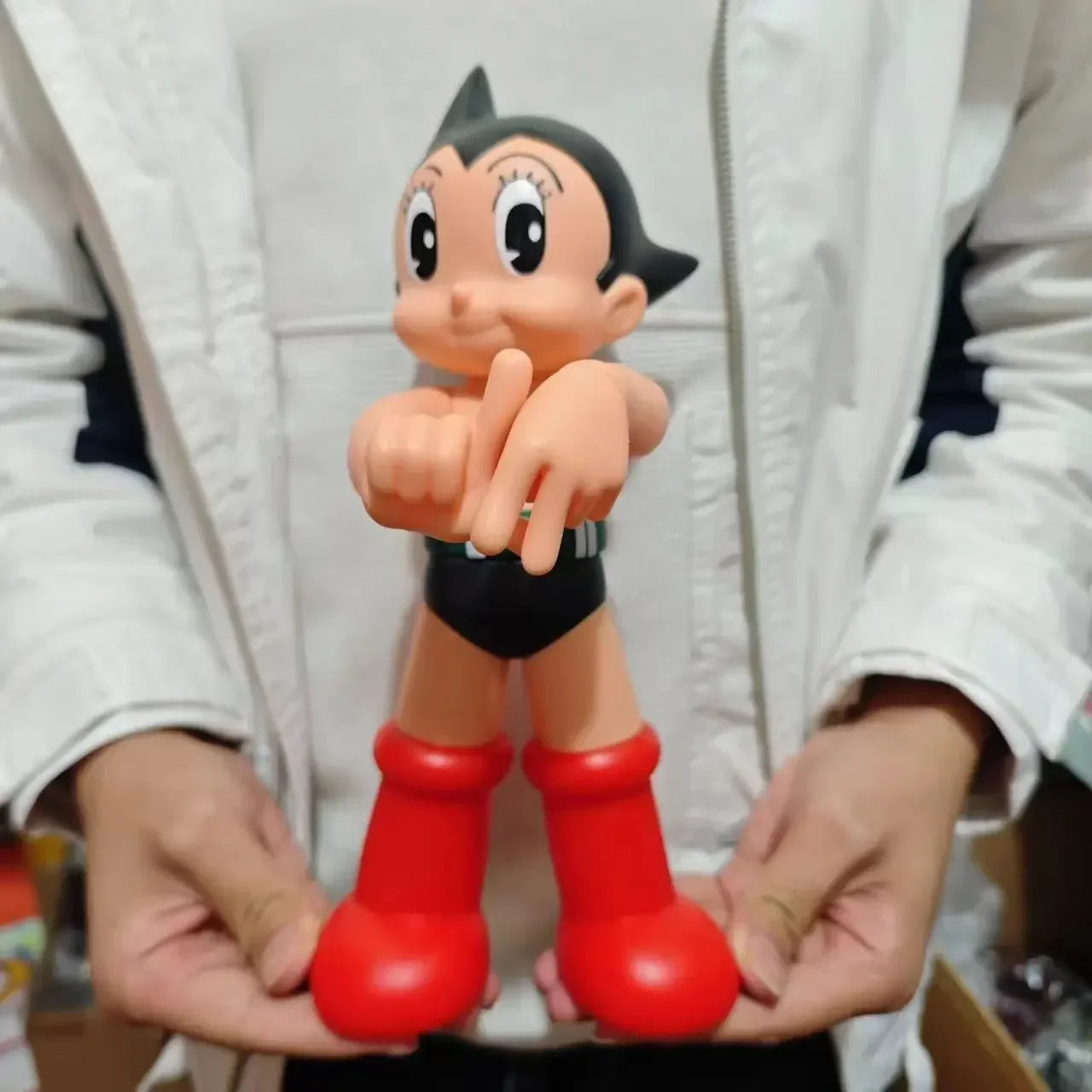 مجسم AstroBoy – بحجم كبير، مفاصل متحركة