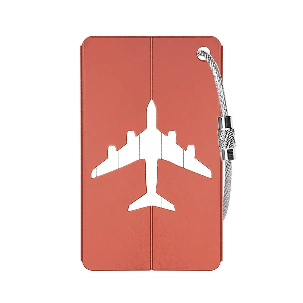 بطاقة تعريف للحقائب من الألمنيوم – أنيقة، متينة، ومناسبة للسفر