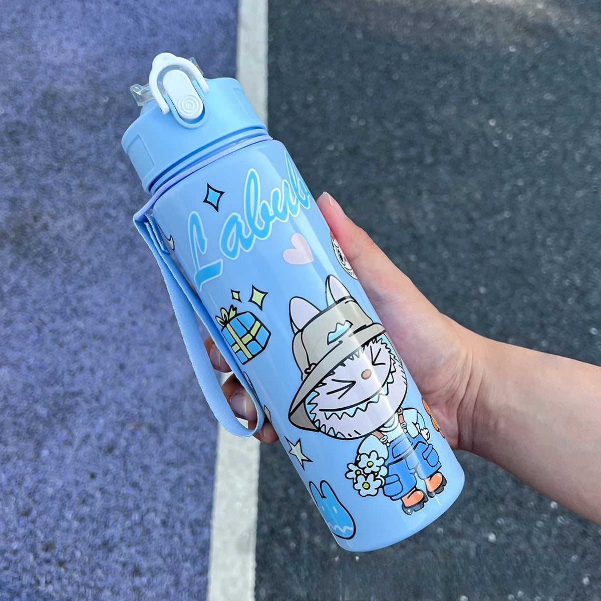 كوب شرب لابوبو للأطفال بغطاء مرن