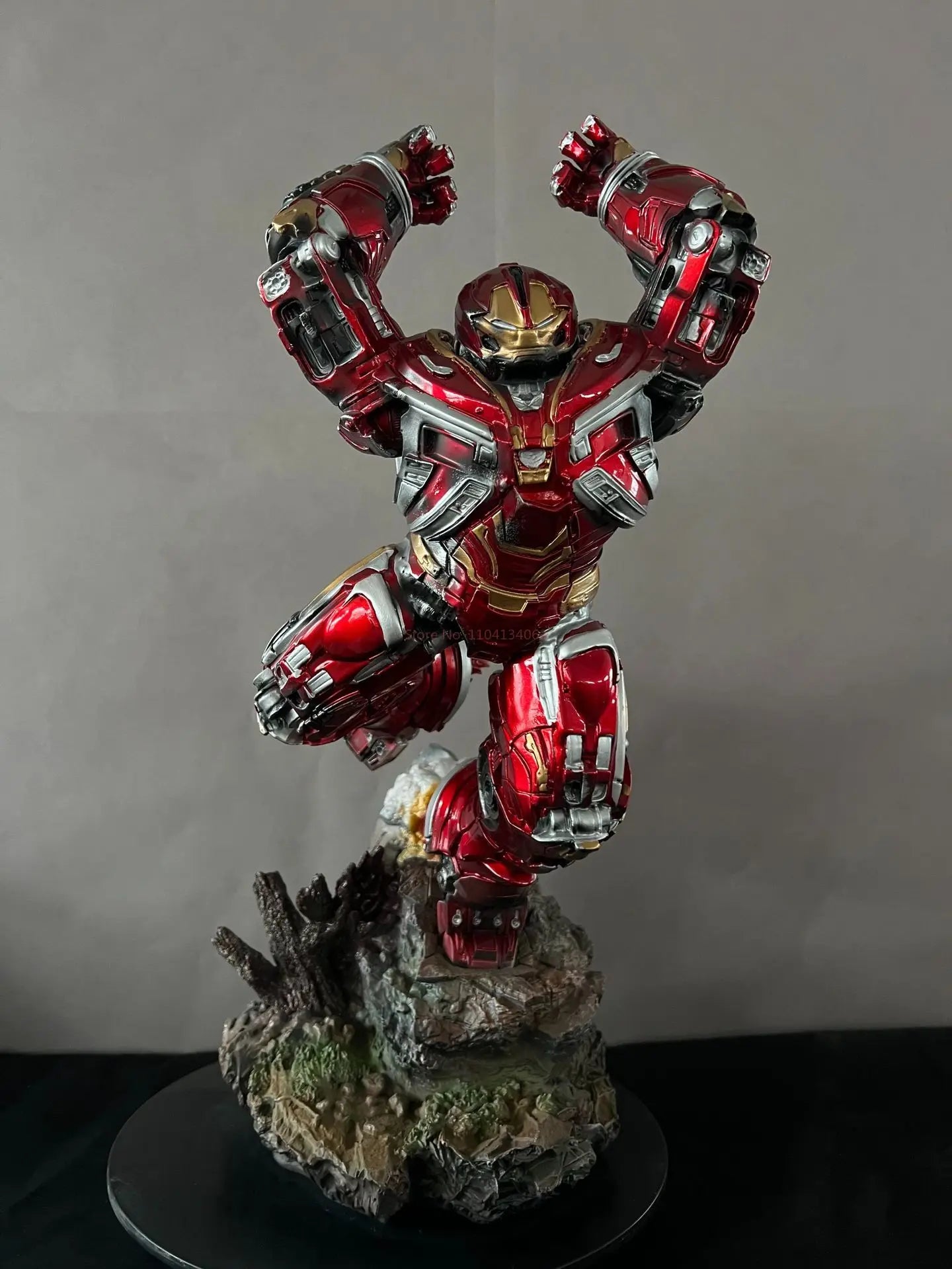 تمثال هالك – درع المعركة المضاد لهالك | من سلسلة Marvel GK | تصميم راتينج عالي الجودة