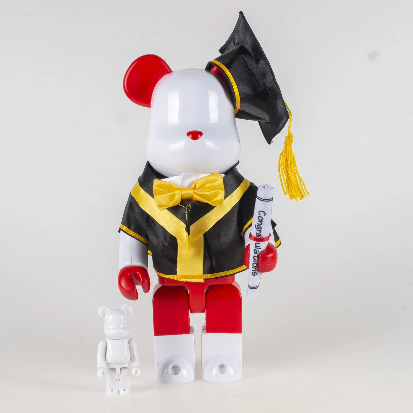 تمثال Bearbrick 400% بلباس التخرج – دمية ديكورية رائعة لهدية التخرج